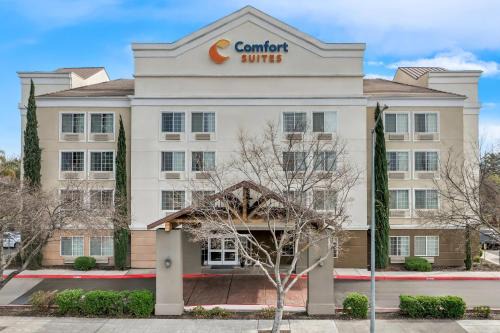 Clovis Hotel | Comfort Suites Clovis - Fresno