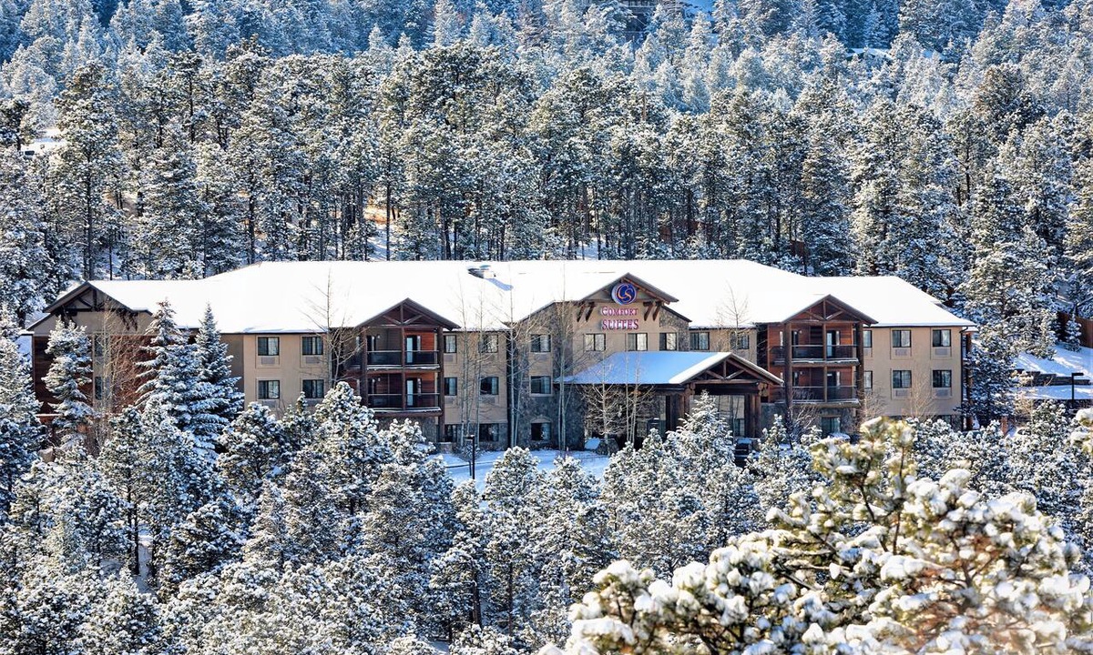 North Central Evergreen Hotel | Comfort Suites Golden West on Evergreen Parkway