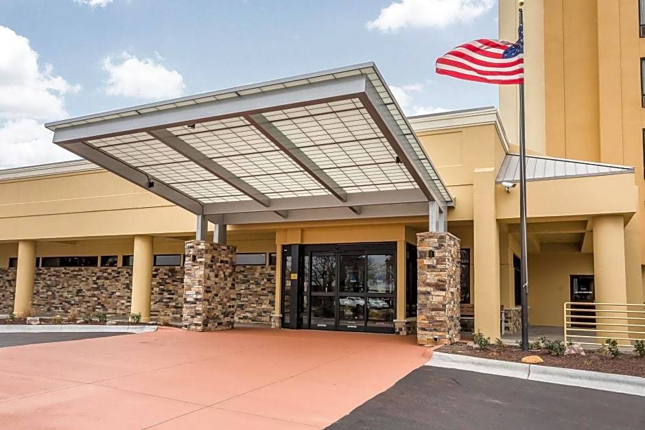 South Central Omaha Hotel | Comfort Inn SW Omaha I-80