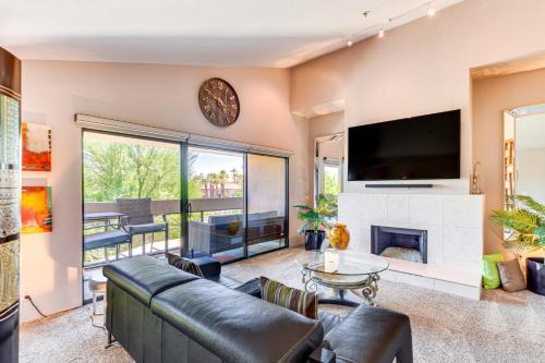 Downtown Palm Springs House | Community Pool Access: Chic Palm Springs Condo