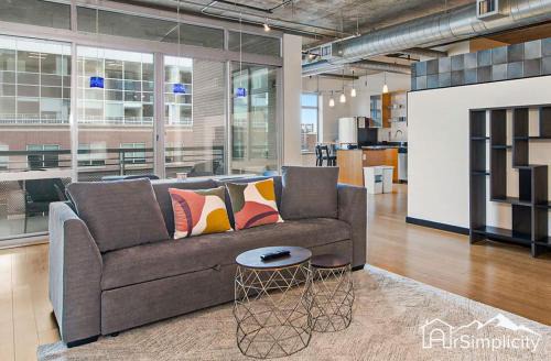 LoDo House | Condo w pvt balcony & gym access