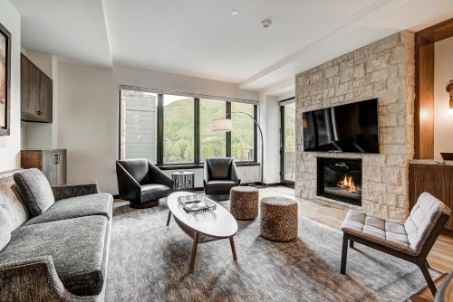 Vail Apartment | Contemporary 2 BR Condo in the Heart of Lionshead
