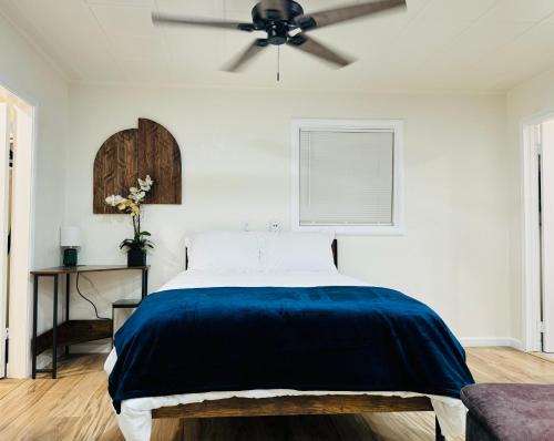 Mojave Apartment | Contemporary Studio Near Mojave Aerospace Airport