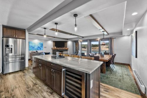 Dillon House | Corinthian Circle - Dillon