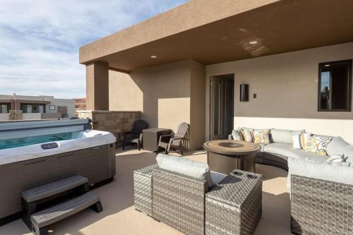 Washington House | Corner Casita Spacious 6 bedroom private bathrooms