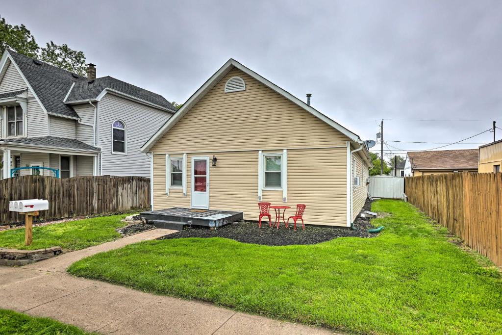 Council Bluffs House | Council Bluffs Cottage: Proximity to Parks!