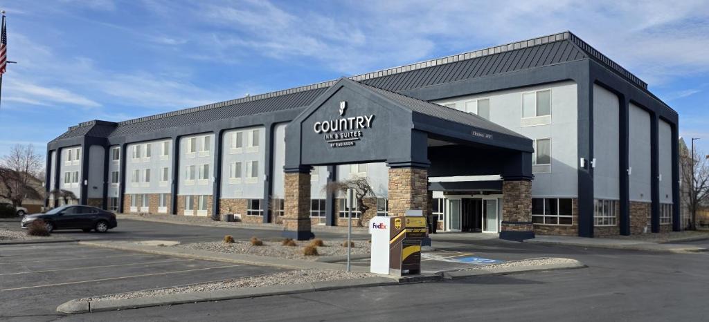 Idaho Falls Hotel | Country Inn & Suites by Radisson, Idaho Falls at the Mall