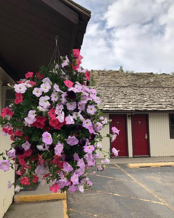 Rock Springs Hotel | Country West Motel of Rock Springs