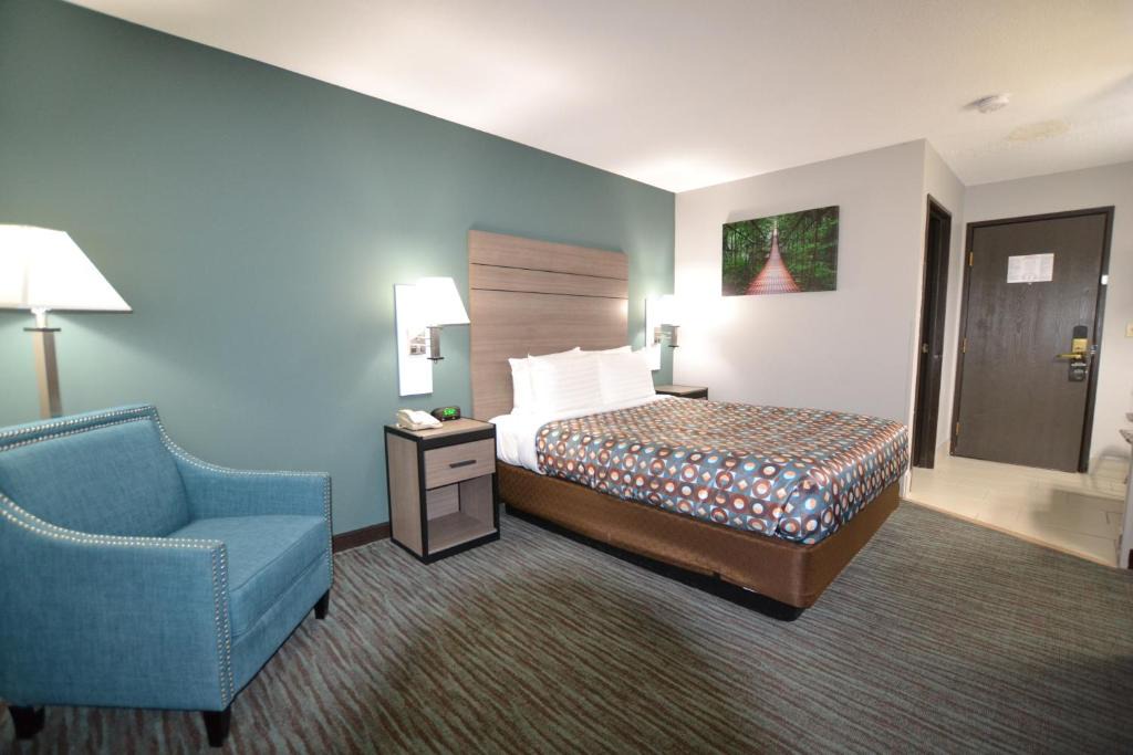 Council Bluffs Hotel | Countryside Inn & Suites Omaha East-Council Bluffs IA