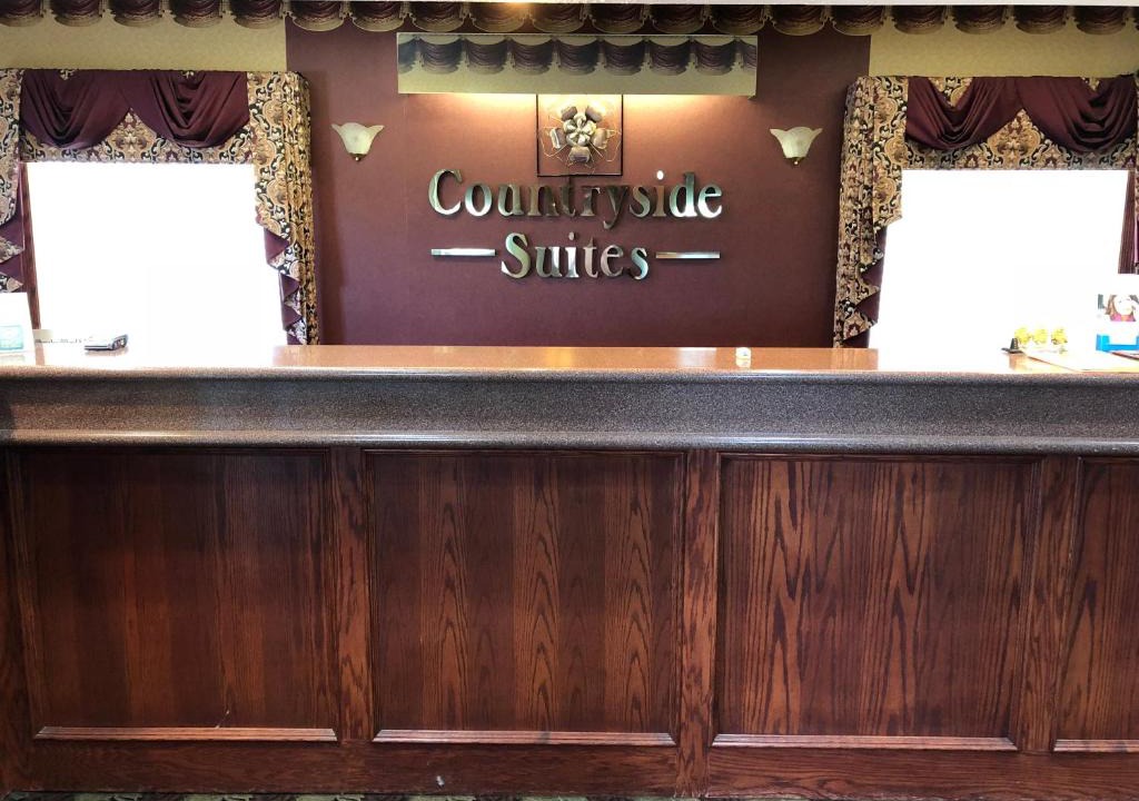 Chalco Hotel | Countryside Suites Omaha