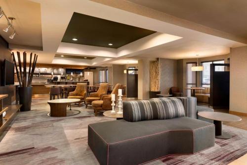Normal Hotel | Courtyard by Marriott Bloomington Normal