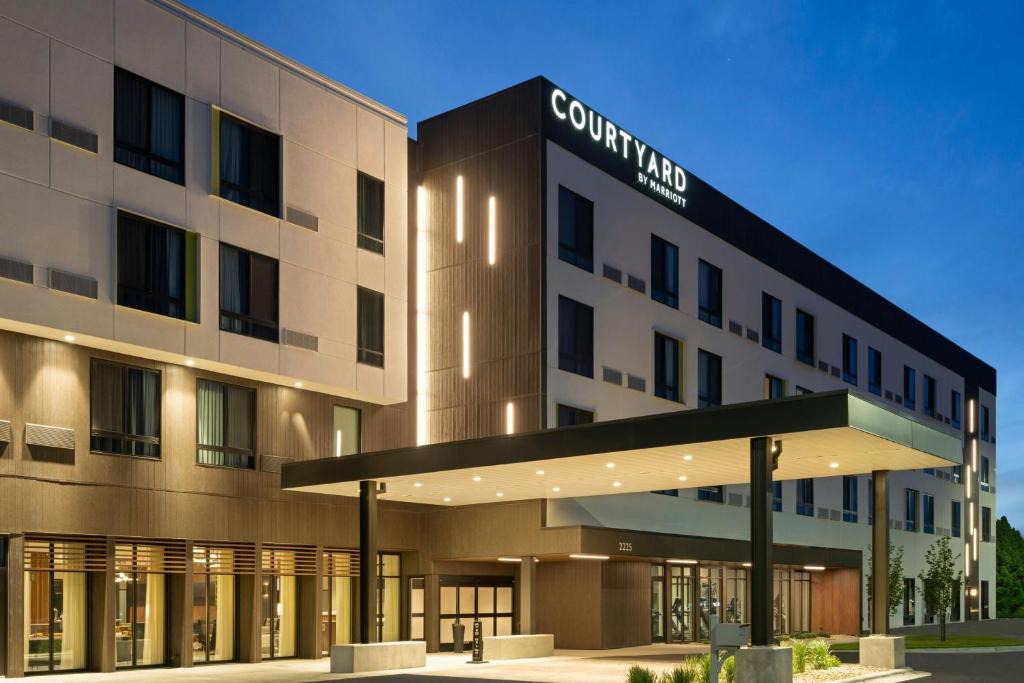Billings Hotel | Courtyard by Marriott Billings