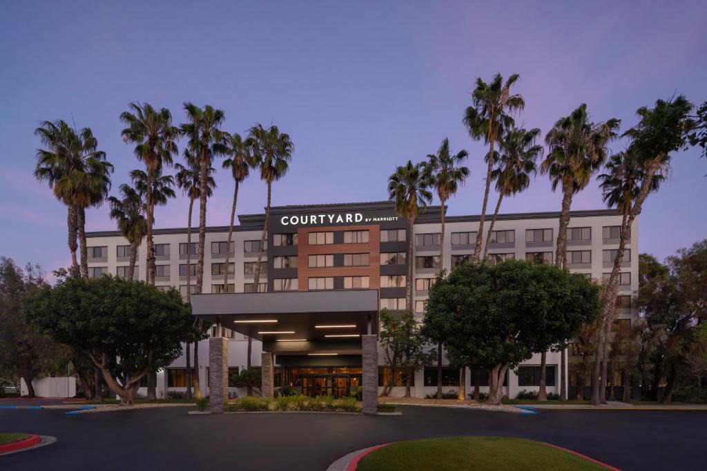 Cypress Hotel | Courtyard by Marriott Cypress Anaheim/Orange County