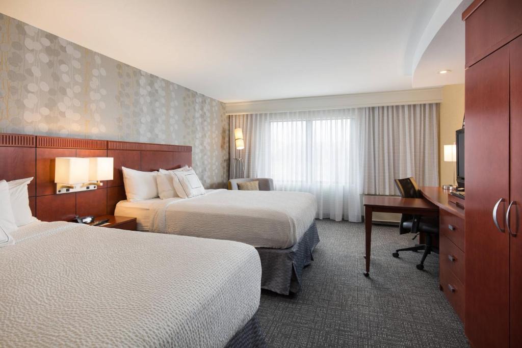 West Des Moines Hotel | Courtyard Des Moines West-Jordan Creek