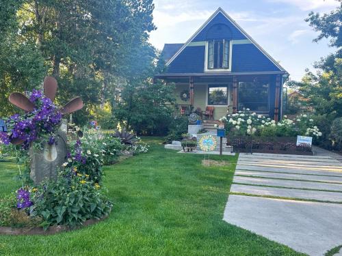 Bozeman House | Coveted Creekside Setting, Near Downtown And Bogert Park