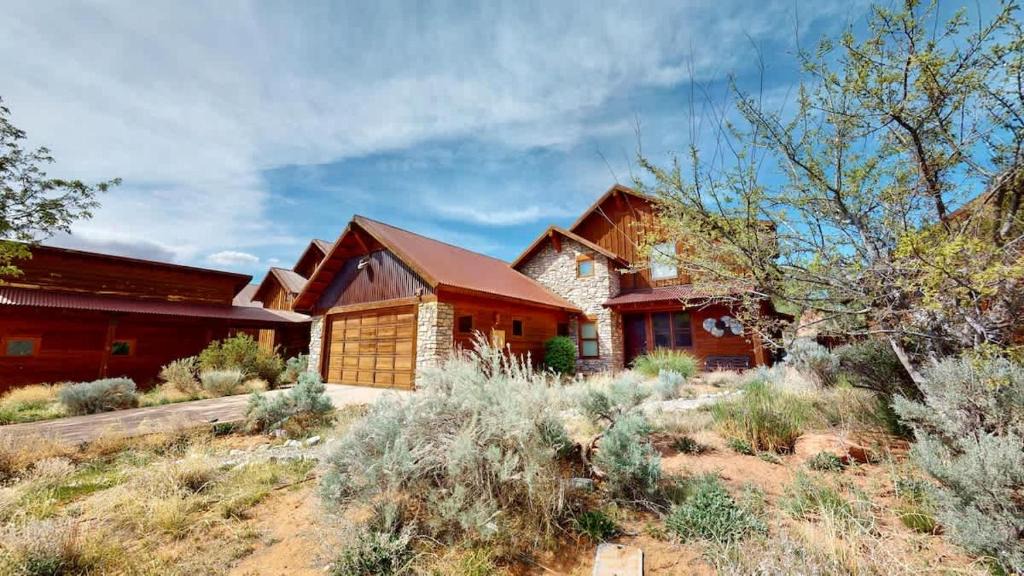 Coyote Run House | Coyote Run #4
