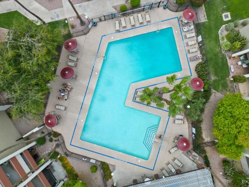 South Scottsdale House | Cozy 2br Condo W Pool Near Old Town