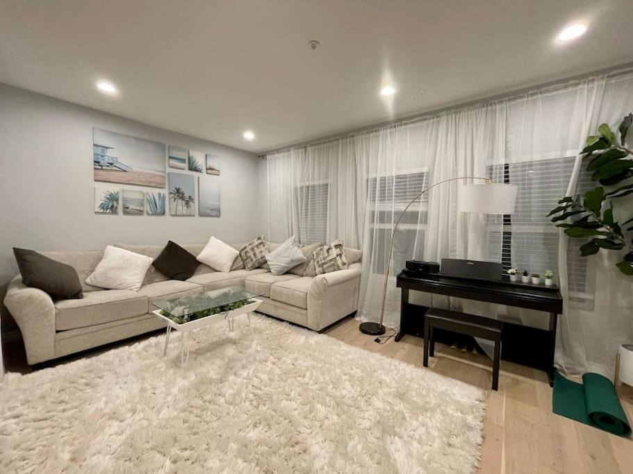 Pasadena House | Cozy 3B2B beautiful home in pasadena old town with indoor fireplace and piano