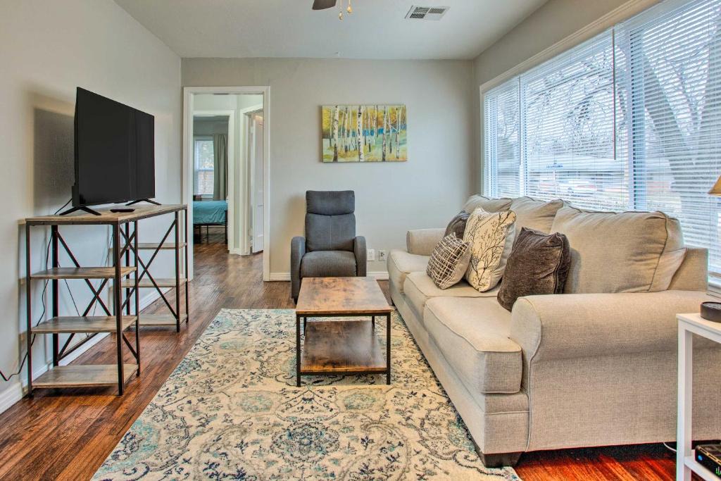 Central Oklahoma City House | Cozy Bethany Vacation Home - Pets Welcome!