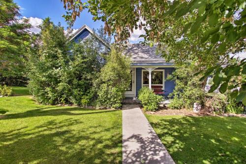 Salmon House | Cozy Home w/Hot Tub: Half Mi to Salmon River!