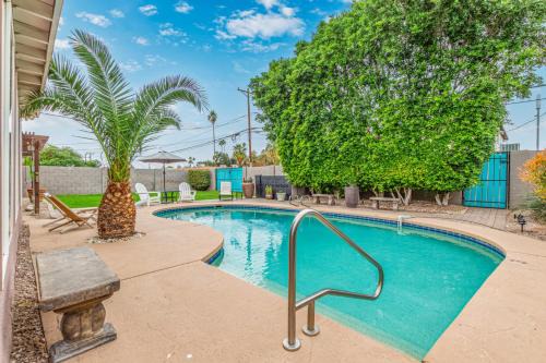 Gililland House | Cozy Tempe Casa with Heated Pool 5 Minutes to ASU