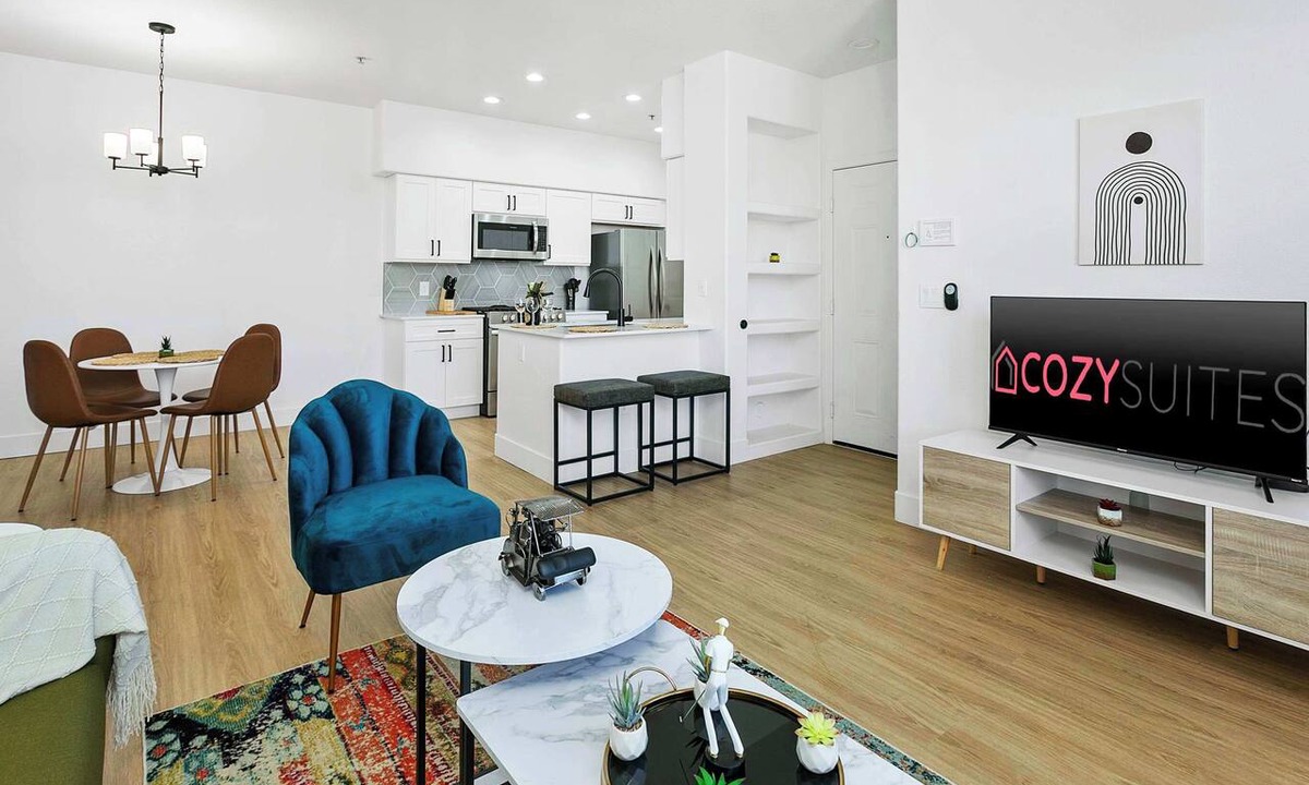 Glendale Sports and Entertainment District Apartment | CozySuites Glendale by the stadium with pool 05