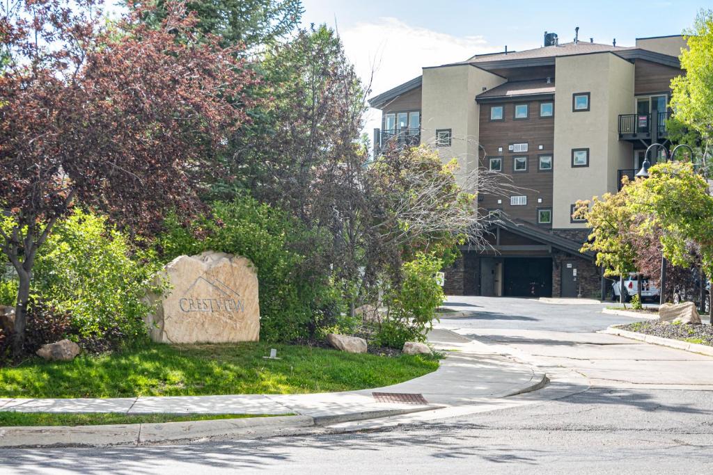 Kimball Junction Apartment | Crestview Condominiums by All Seasons Resort Lodging