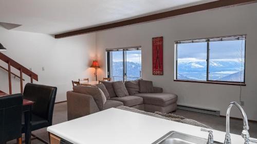 Sandpoint House | Crystal Run Schweitzer Ski Mountain