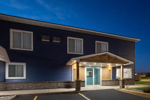 Fergus Falls Hotel | Days Inn by Wyndham Fergus Falls