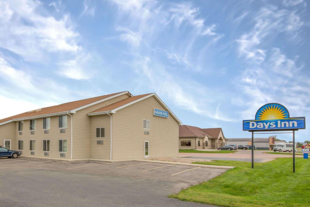 Worthington Hotel | Days Inn by Wyndham Worthington