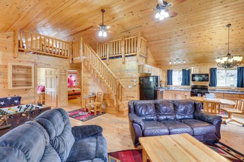 Deadwood House | Deadwood Cabin w/Foosball Table, Near Sanford Lab
