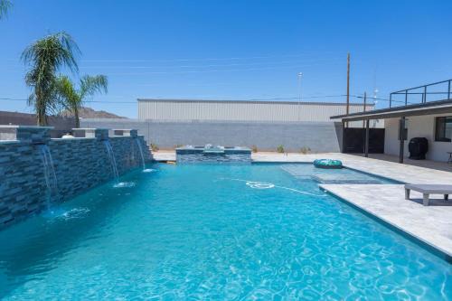 San Tan Valley House | Desert getaway retreat pool spa billiards bbq