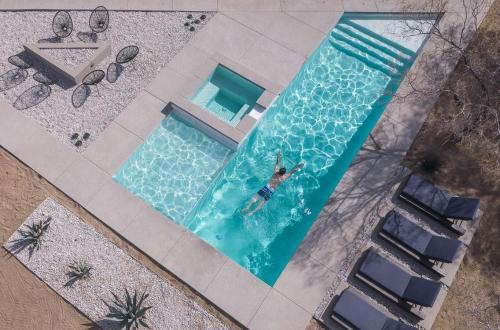 Joshua Tree House | Desert Muse - Midcentury Retreat w Pool Views