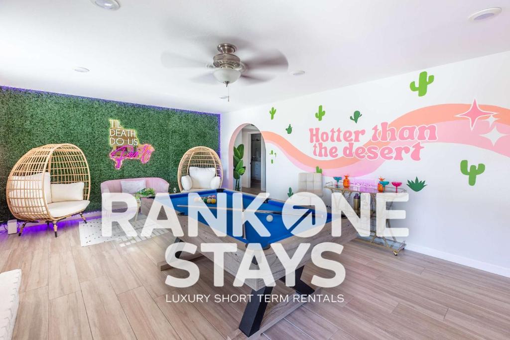 Paradise Valley Ranchos House | Desert Oasis With Pool Mini Golf King Bed RV Parking
