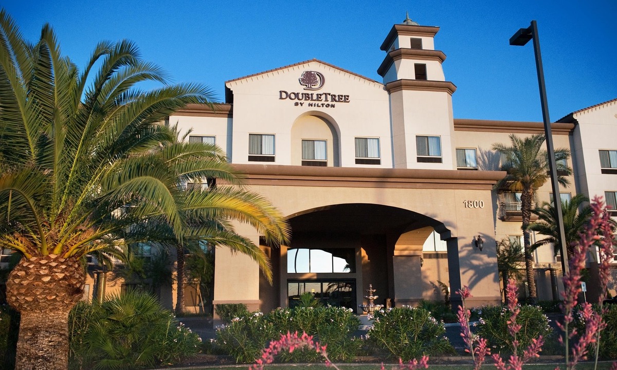 Gilbert Hotel | DoubleTree by Hilton Phoenix-Gilbert