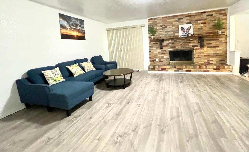 Plano House | Downtown in Plano