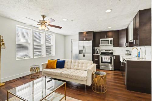 Downtown Omaha Apartment | Downtown Omaha - Elevated Studio & 1-Bed Stays