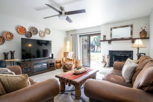 Oak Creek House | DreamWest Sedona Getaway - 3 Bdrm 2 Ba - Sleeps 6