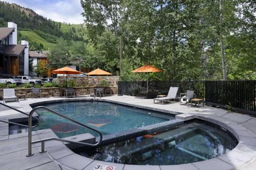 Aspen House | Durant 6D