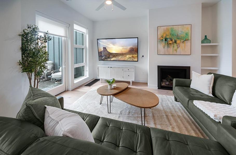 Downtown Salt Lake City Apartment | Dwntn Lux Townhome - Best Amenities- 3BD, 4BA