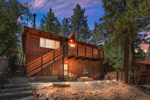 Big Bear Lake House | Eagle Peak Modern Cabin Near the Lake with AC