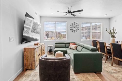 St. George House | Easy Escape - Stay for 8