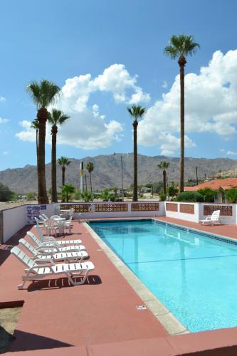 Twentynine Palms Hotel | El Rancho Dolores at JT National Park