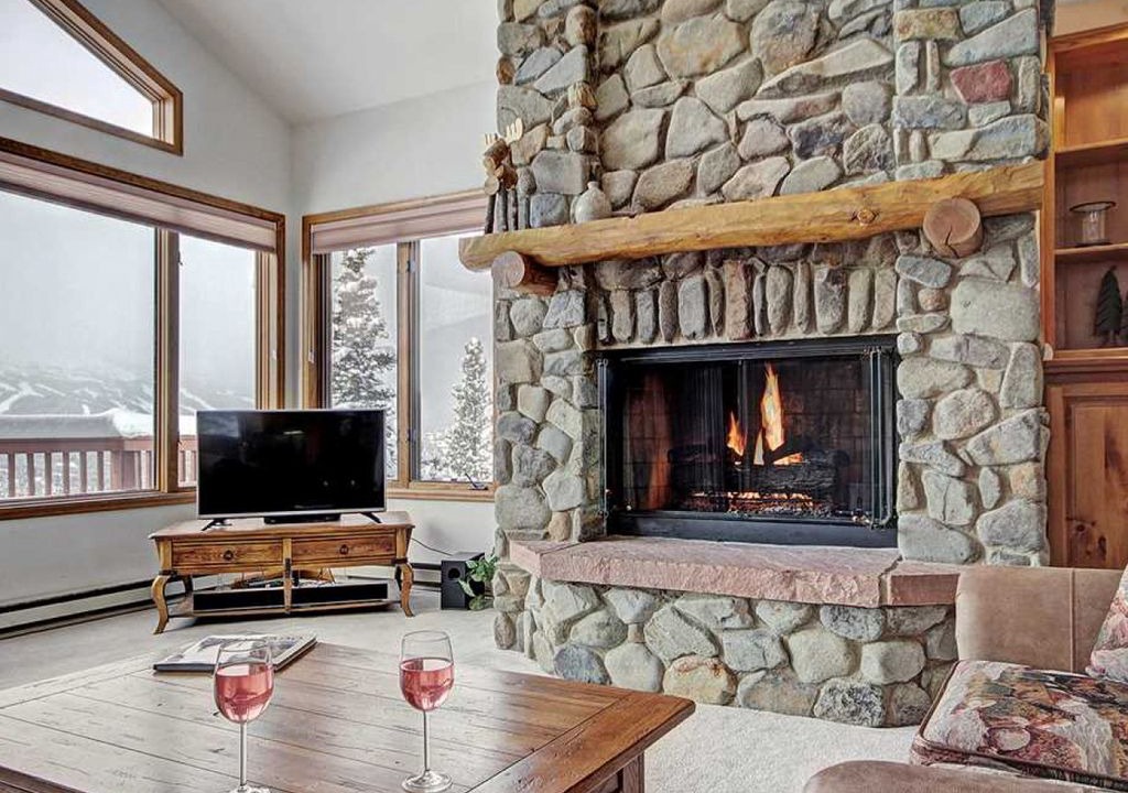 Dunkin Hill House | Elegant 3 Bedroom - 2542 Boreas Pass