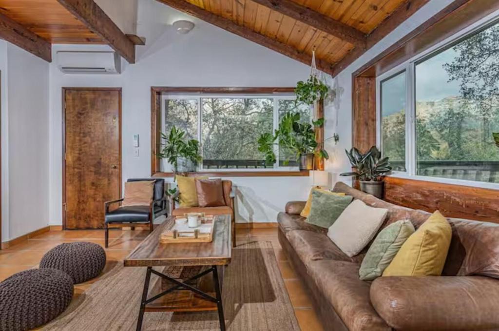 Three Rivers House | Entire Sequoia Cabin Compound l 15 Min to the Park