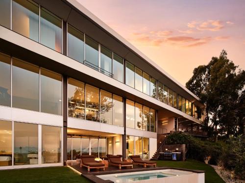 Hollywood Hills House | Eterne by Stay Awhile Villas