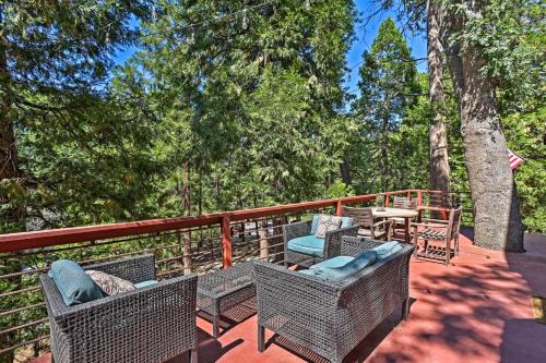 Cedar Glen House | Expansive Retreat w/Deck, Game Room & Lake Views!