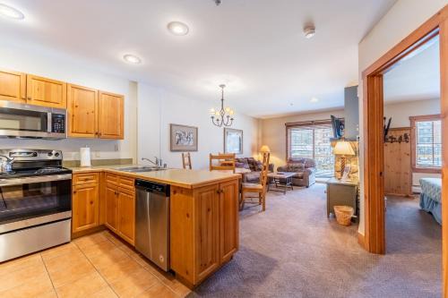 River Run Apartment | Expedition Station #8581