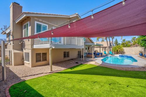 Paradise Valley Village House | Extravagant 5Bedroom-Phoenix Home w Pool-KingBeds