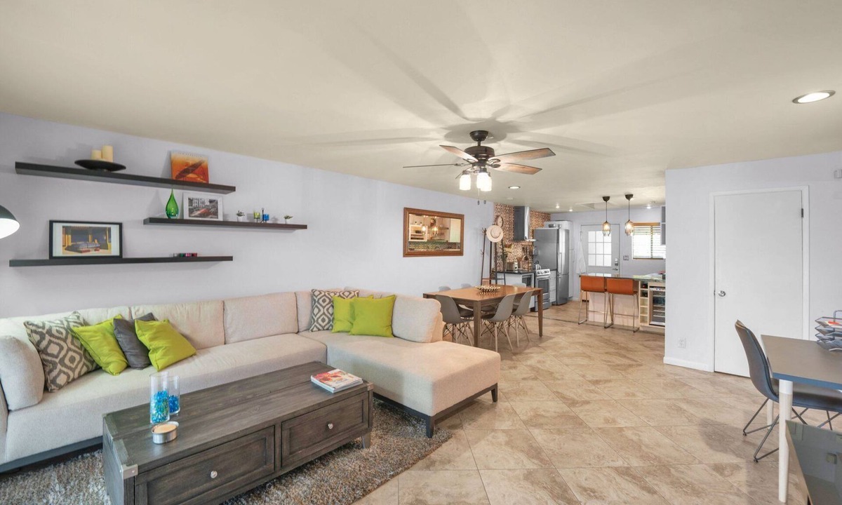 Arcadia Lite Condo | Fabulous Arcadia Condo Wirth a Pool